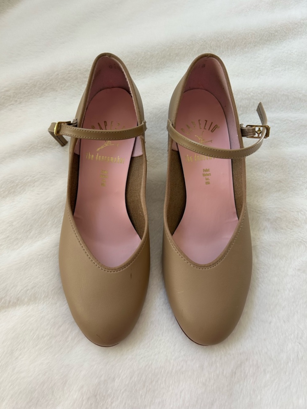 Capezio Ladies Tan Character Shoes - Picture 2 of 7